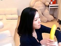 Sexy Korean BJ jerking off her cunt live on cam